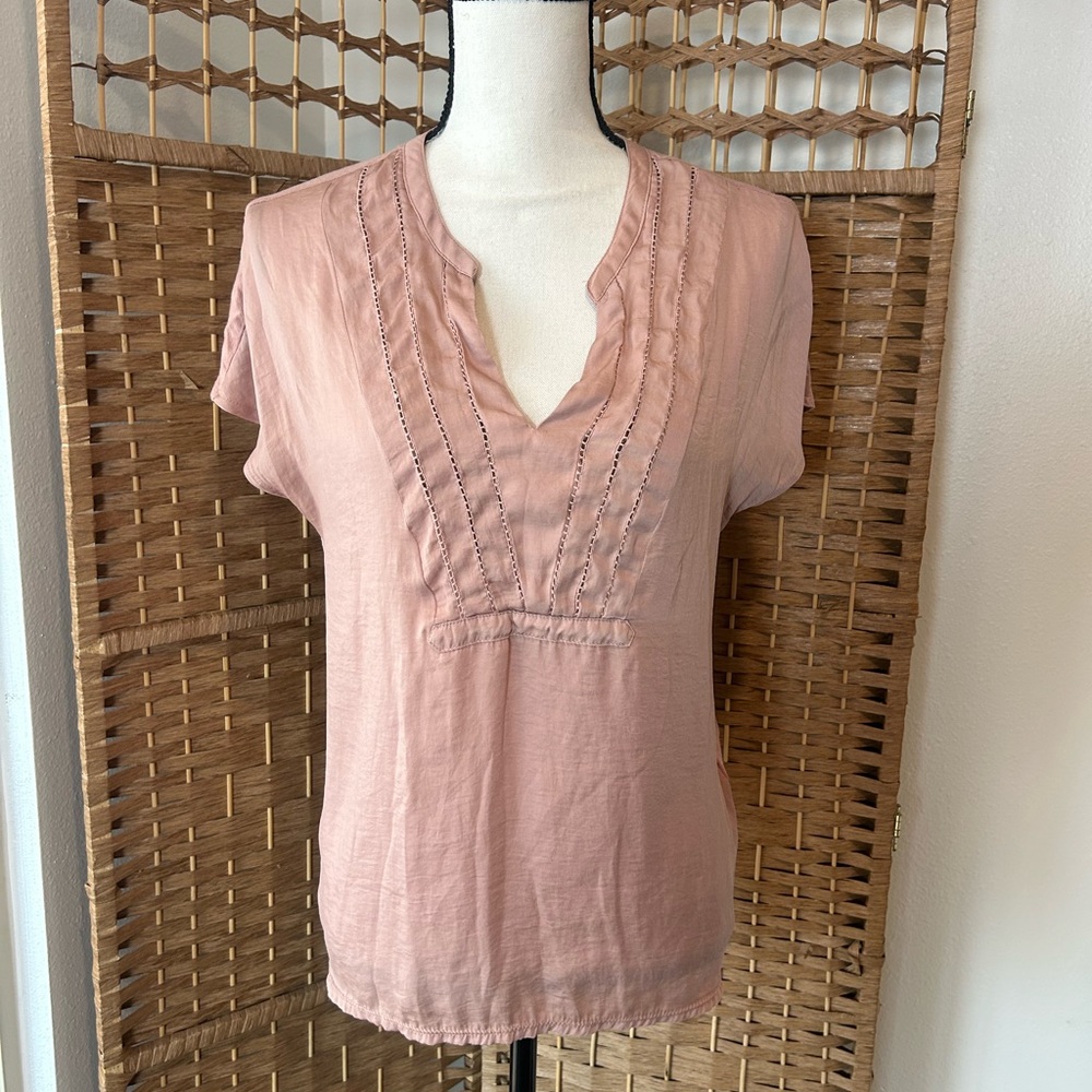 Dolan Women's Dusty Rose Short Sleeve V-Neck Top